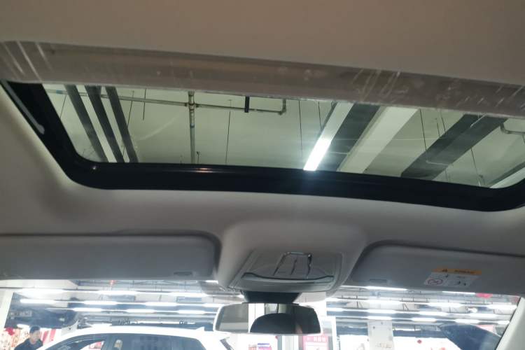 Used Bestune T55 2023 1.5T Automatic Leap Model Headliner