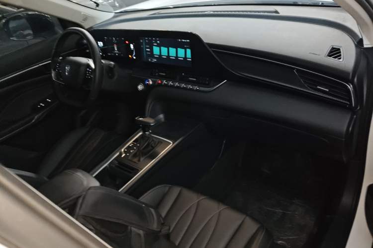 Used Bestune T55 2023 1.5T Automatic Leap Model Interior 2
