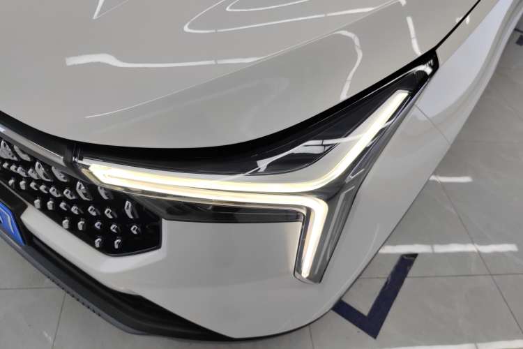 Used Bestune T55 2023 1.5T Automatic Leap Model Left Front Headlight
