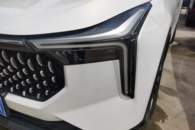 Used Bestune T55 2023 1.5T Automatic Leap Model Left Front Headlight