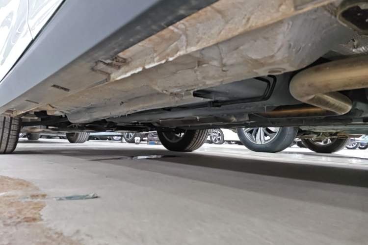 Used Bestune T55 2023 1.5T Automatic Leap Model Left Side Sill