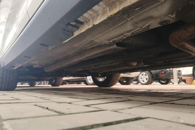 Used Bestune T55 2023 1.5T Automatic Leap Model Left Side Sill
