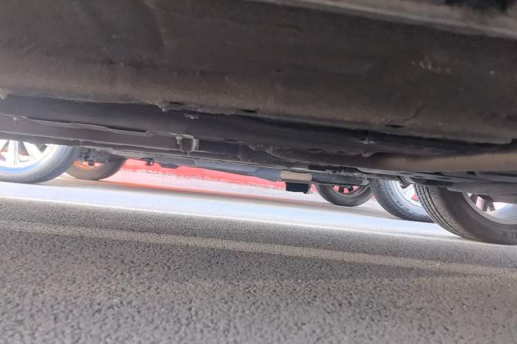 Used Bestune T55 2023 1.5T Automatic Leap Model Left Side Sill