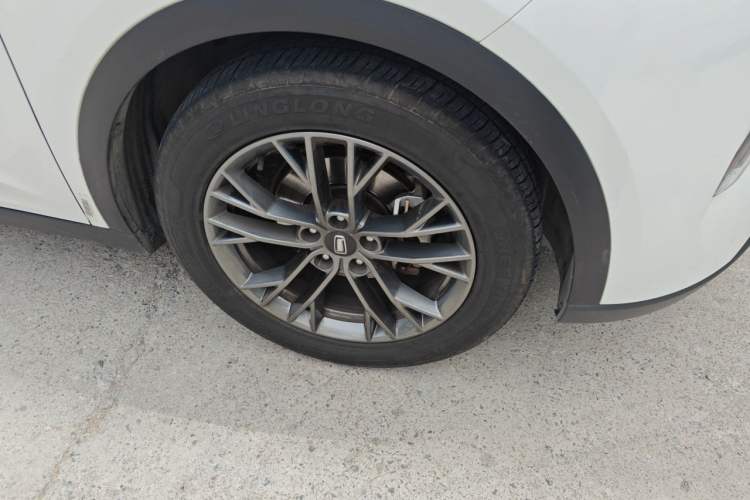 Used Bestune T55 2023 1.5T Automatic Leap Model Right Front Wheel Hub