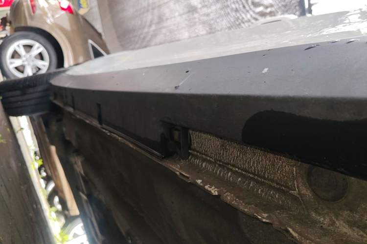 Used Bestune T55 2023 1.5T Automatic Leap Model Right Side Sill
