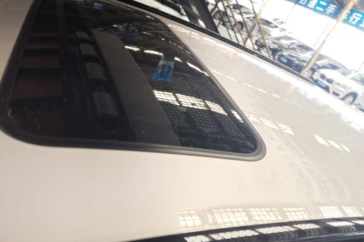 Used Bestune T55 2023 1.5T Automatic Leap Model Roof