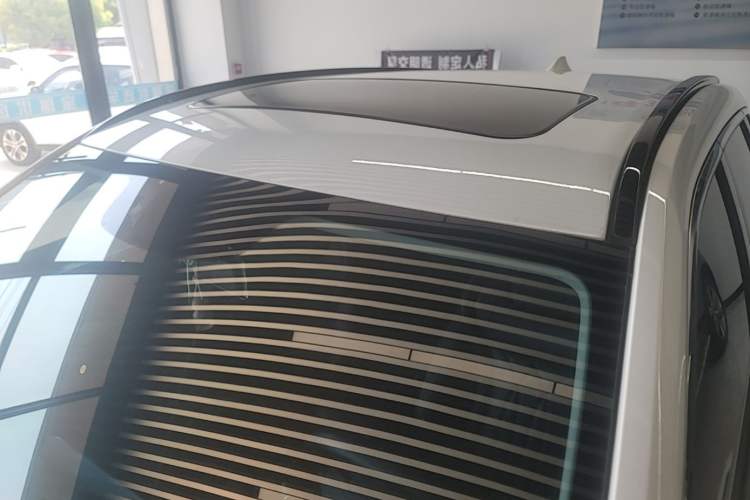 Used Bestune T55 2023 1.5T Automatic Leap Model Roof