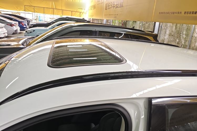 Used Bestune T55 2023 1.5T Automatic Leap Model Roof