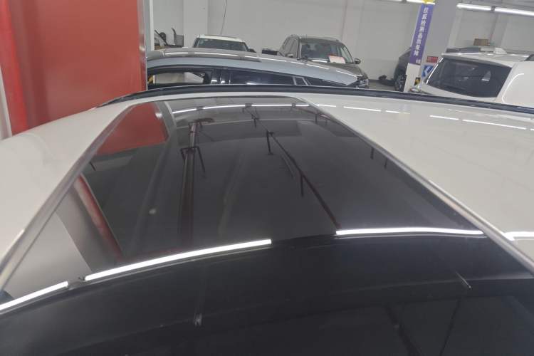 Used Bestune T55 2023 1.5T Automatic Leap Model Roof