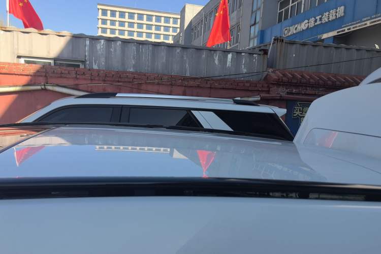 Used Bestune T55 2023 1.5T Automatic Leap Model Roof