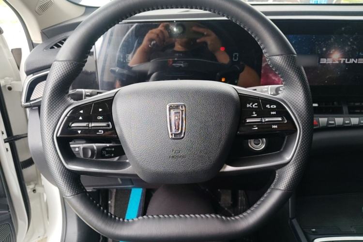 Used Bestune T55 2023 1.5T Automatic Leap Model Steering Wheel