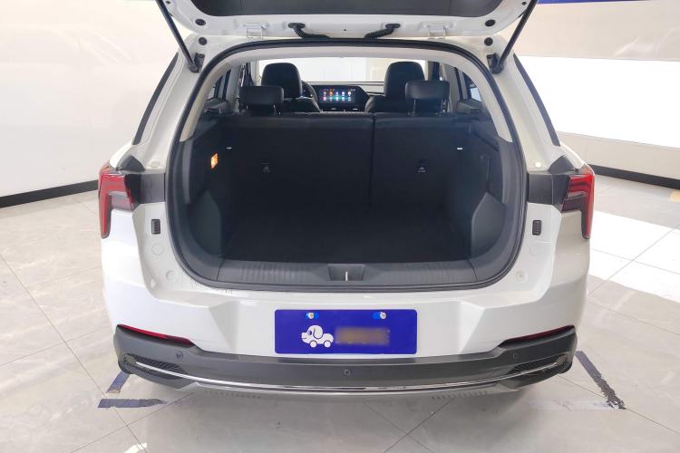 Used Bestune T55 2023 1.5T Automatic Leap Model Trunk