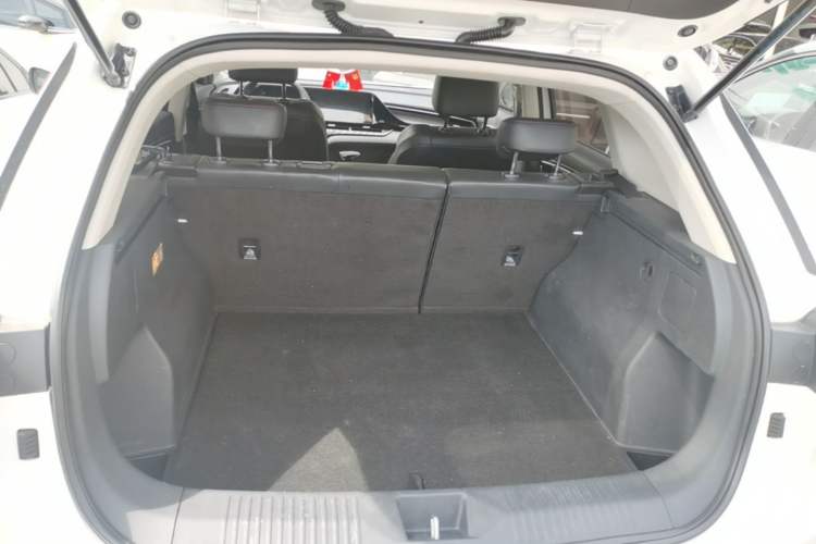 Used Bestune T55 2023 1.5T Automatic Leap Model Trunk