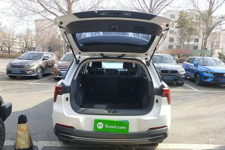 Used Bestune T55 2023 1.5T Automatic Leap Model Trunk