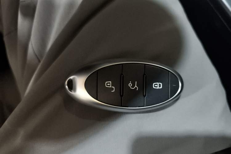 Used Bestune T55 2023 1.5T Automatic Leap Model Vehicle Key