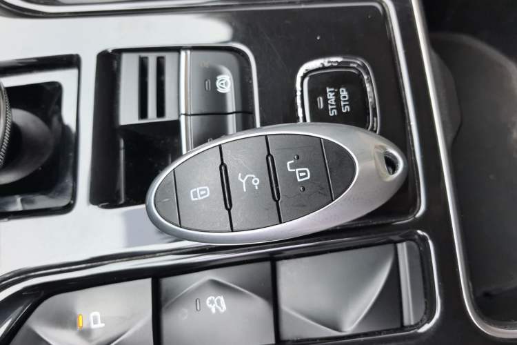 Used Bestune T77 2020 PRO 280 TID Automatic Luxury Model Interior 1