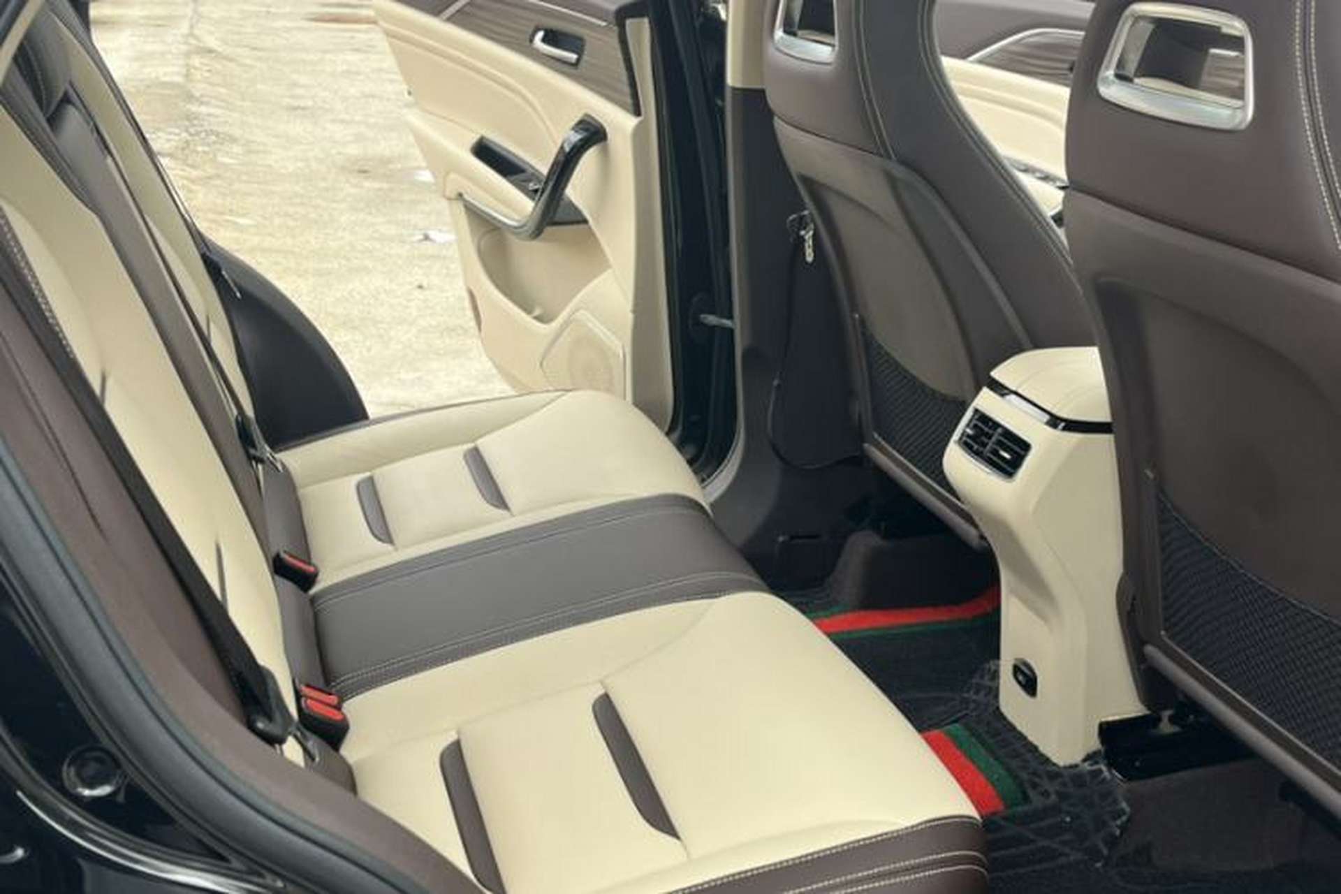 Used Bestune T77 2020 PRO 280 TID Automatic Luxury Model Interior 10