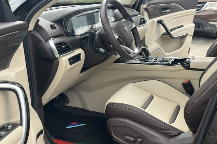 Used Bestune T77 2020 PRO 280 TID Automatic Luxury Model Interior 4