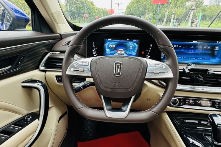 Used Bestune T77 2020 PRO 280 TID Automatic Luxury Model Exterior 10