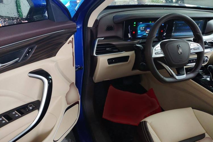 Used Bestune T77 2020 PRO 280 TID Automatic Luxury Model Interior 3