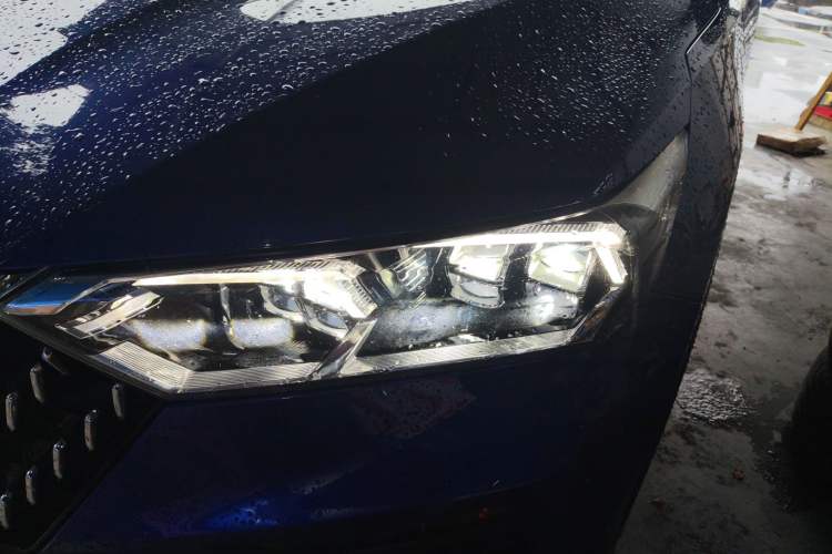 Used Bestune T77 2020 PRO 280 TID Automatic Luxury Model Left Front Headlight