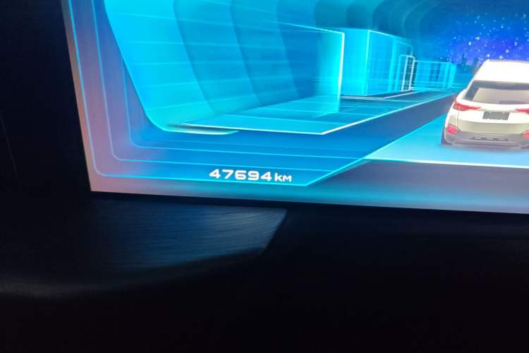 Used Bestune T77 2019 230 TID Automatic Prestige Version China V Emission Standard Odometer Close Up