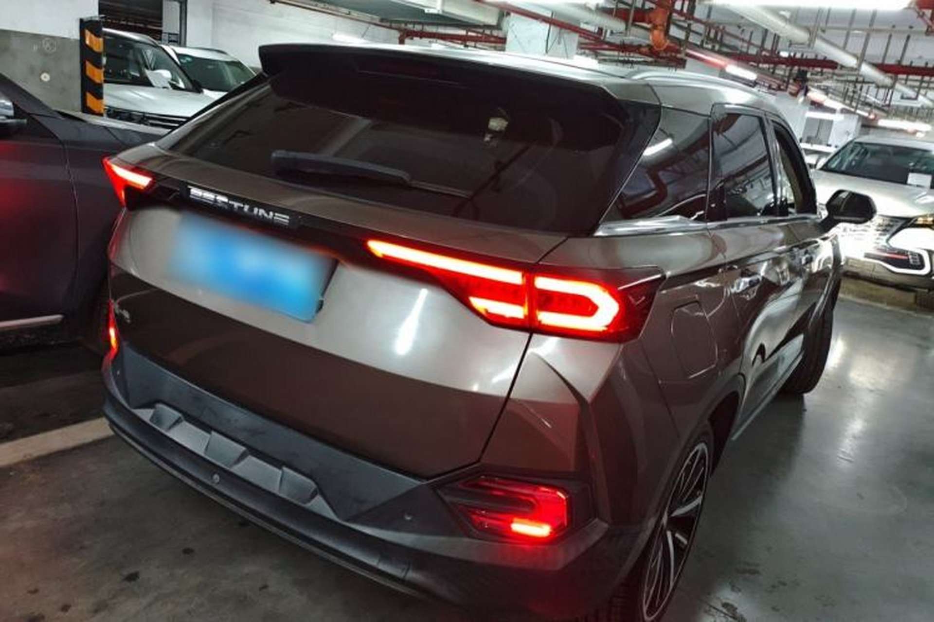 Used Bestune T77 2019 230 TID Automatic Prestige Version China V Emission Standard Rear Right 45 Deg