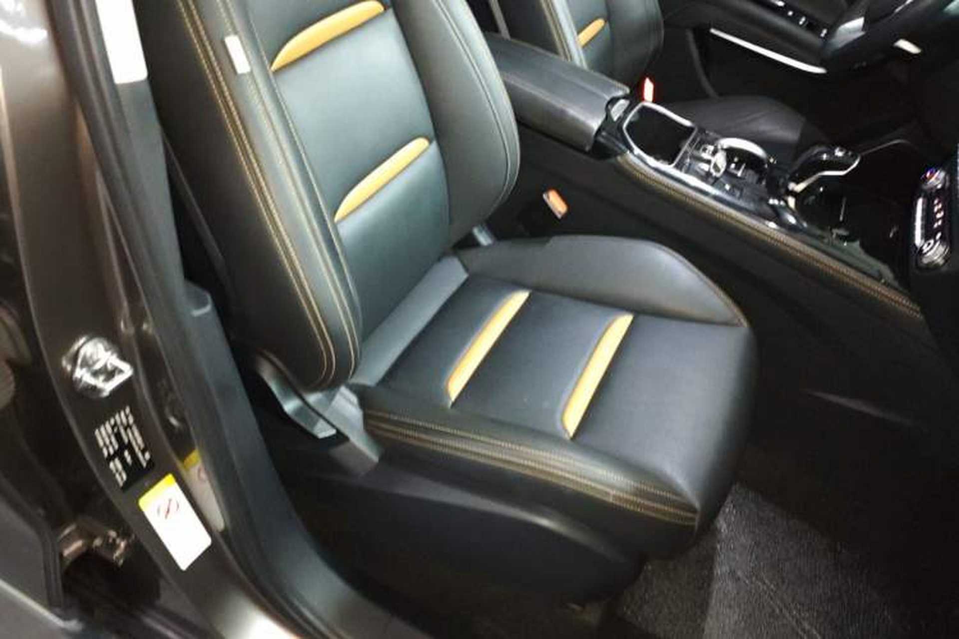 Used Bestune T77 2019 230 TID Automatic Prestige Version China V Emission Standard Right Front Seat