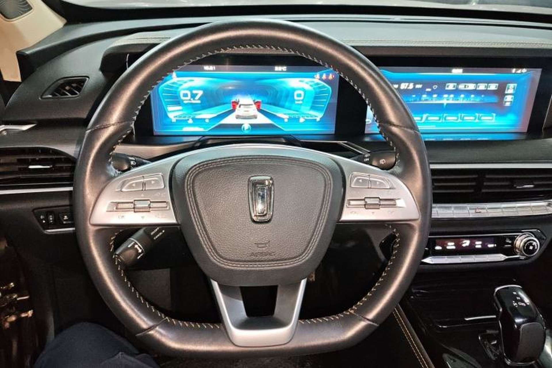 Used Bestune T77 2019 230 TID Automatic Prestige Version China V Emission Standard Steering Wheel