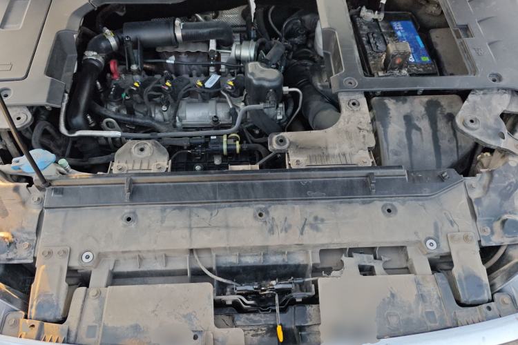Used Bestune T77 2019 230 TID Automatic Prestige Version China V Emission Standard Engine Bay
