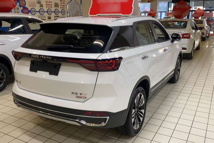 Used Bestune T77 2023 1.5T Automatic Luxury Model Exterior 3