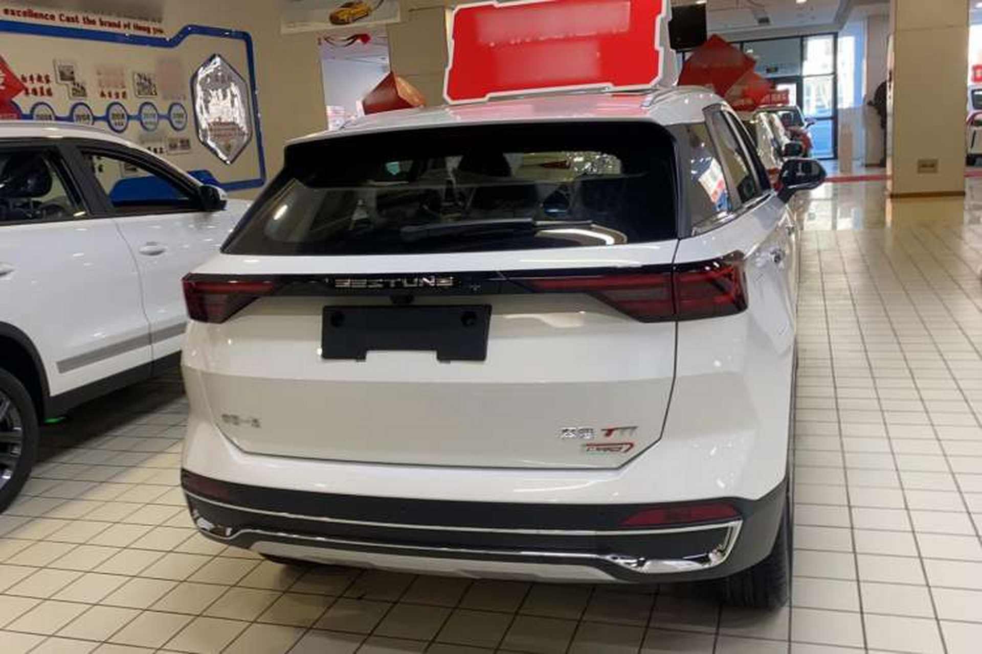 Used Bestune T77 2023 1.5T Automatic Luxury Model Exterior 4