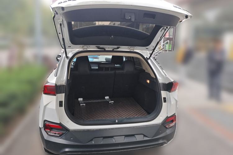 Used Bestune T77 2019 230 TID Automatic Luxury Version China VI Emission Standard Trunk