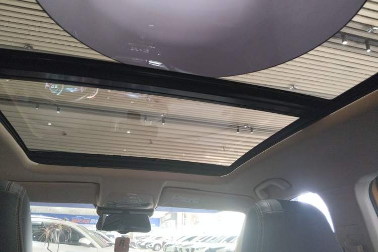 Used Bestune T77 2020 PRO 280 TID Automatic Prestige Model Headliner