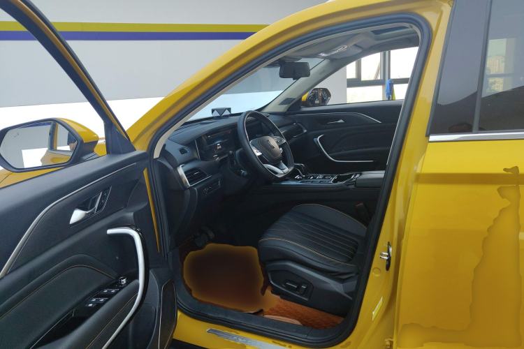 Used Bestune T77 2021 PRO 280 TID Automatic Prestige Model Left Front Seat