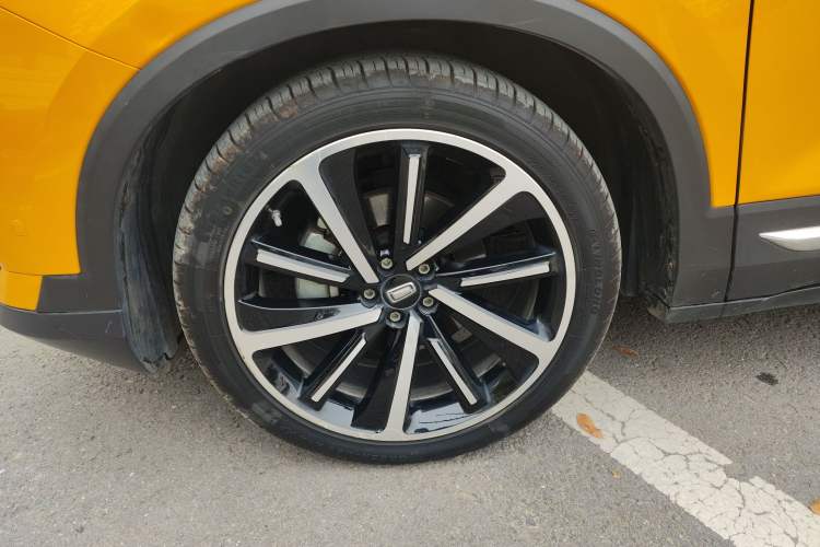 Used Bestune T77 2019 230 TID Automatic Prestige Version China VI Left Front Wheel Hub