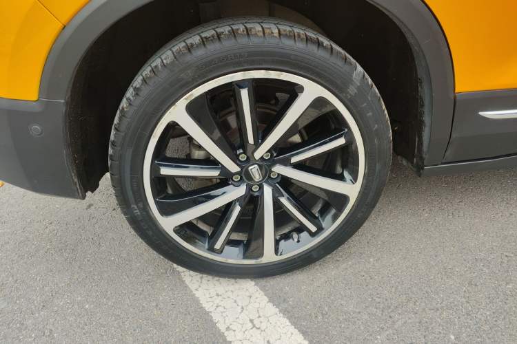 Used Bestune T77 2019 230 TID Automatic Prestige Version China VI Right Rear Wheel Hub