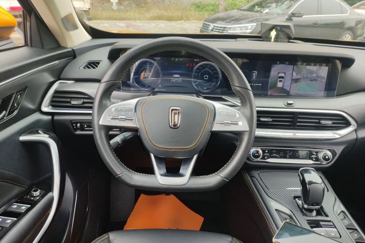 Used Bestune T77 2019 230 TID Automatic Prestige Version China VI Steering Wheel