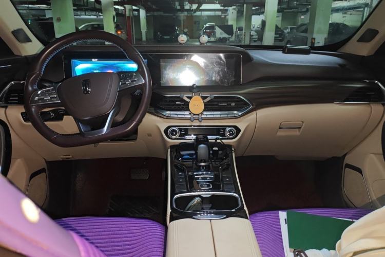 Used Bestune T77 2019 230 TID Automatic Prestige Version China V Emission Standard Center Console