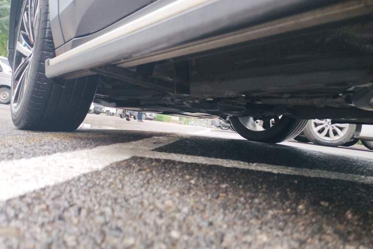 Used Bestune T77 2019 230 TID Automatic Prestige Version China VI Emission Standard Chassis Front Left