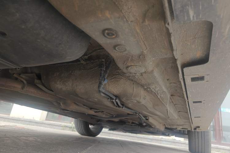 Used Bestune T77 2019 230 TID Automatic Prestige Version China VI Emission Standard Chassis Rear Right