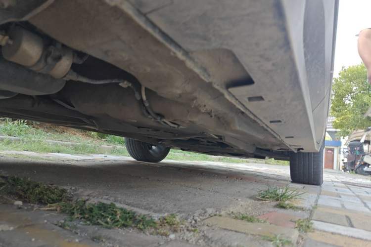Used Bestune T77 2019 230 TID Automatic Prestige Version China V Emission Standard Chassis Rear Right