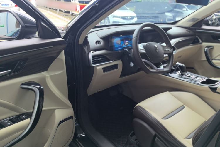 Used Bestune T77 2019 230 TID Automatic Prestige Version China VI Emission Standard Driver Seat