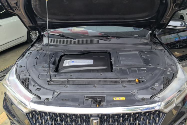 Used Bestune T77 2019 230 TID Automatic Prestige Version China VI Emission Standard Engine Bay