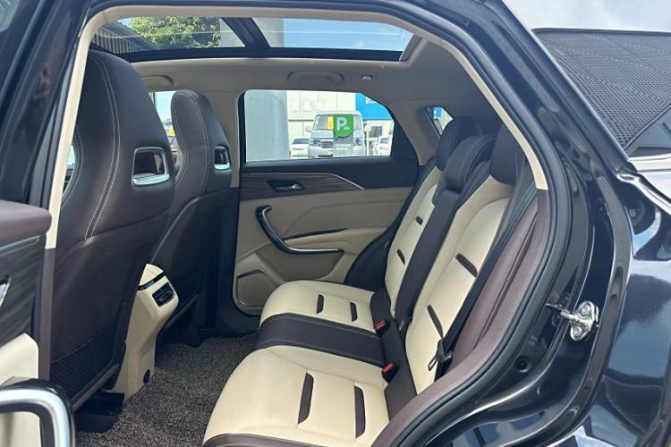 Used Bestune T77 2019 230 TID Automatic Prestige Version China V Emission Standard Interior 3