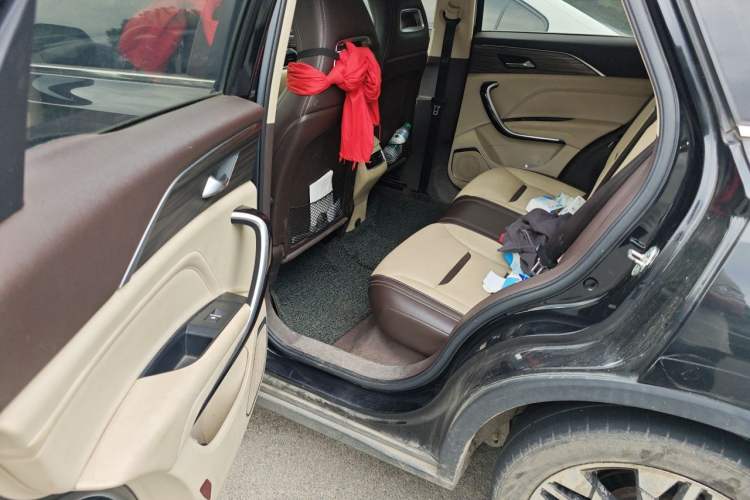 Used Bestune T77 2019 230 TID Automatic Luxury Version National V Left Rear Seat