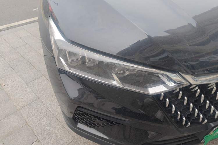 Used Bestune T77 2019 230 TID Automatic Prestige Version China VI Emission Standard Right Front Headlight