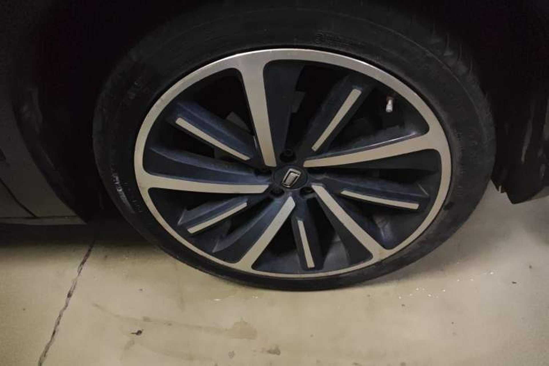 Used Bestune T77 2019 230 TID Automatic Prestige Version China V Emission Standard Right Front Wheel Hub