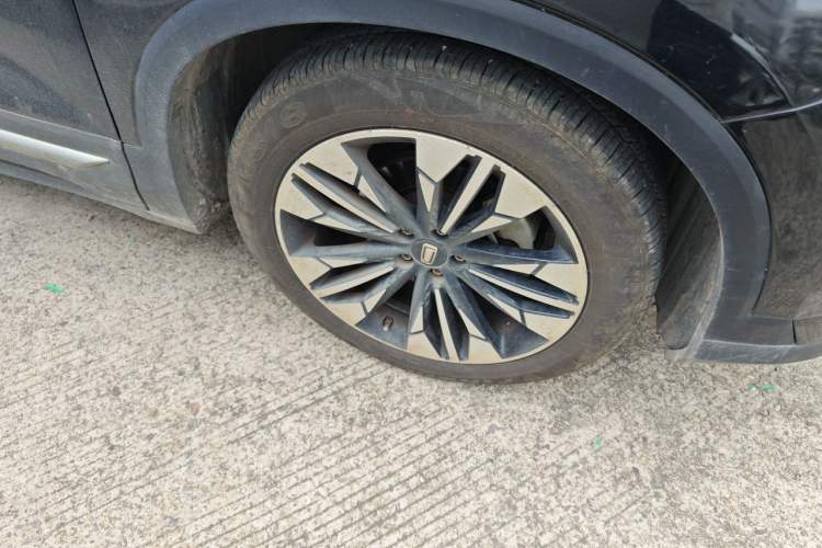 Used Bestune T77 2019 230 TID Automatic Luxury Version National V Right Front Wheel Hub