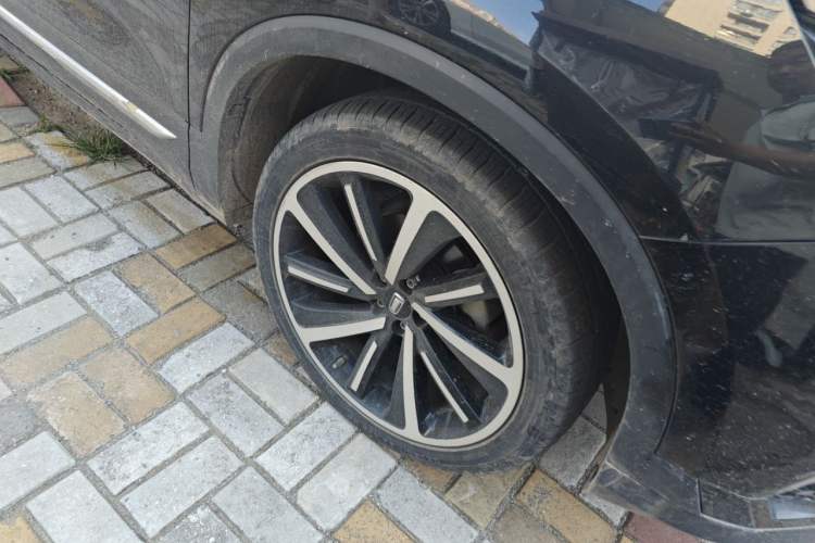 Used Bestune T77 2019 230 TID Automatic Prestige Version China V Emission Standard Right Front Wheel Hub